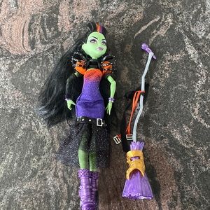 Monster High Casta Fierce Doll